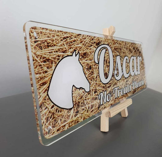 Oscar Design Straw Effect Style Background with White Text